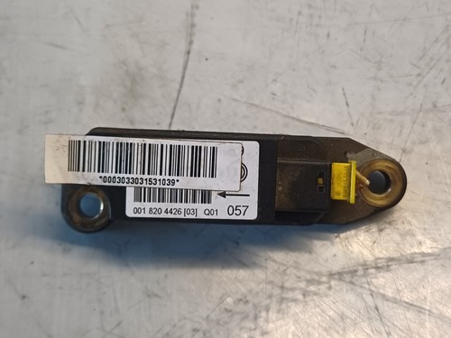 K63-B-77C* Mercedes Benz C Klasse Kombi S203 Airbagsensor Crashsensor 0018204426