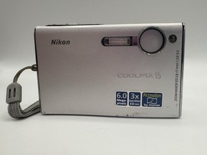 Nikon Coolpix S5 – Appareil Photo Numérique Compact 6.0 MP, Zoom 3x – Occasion