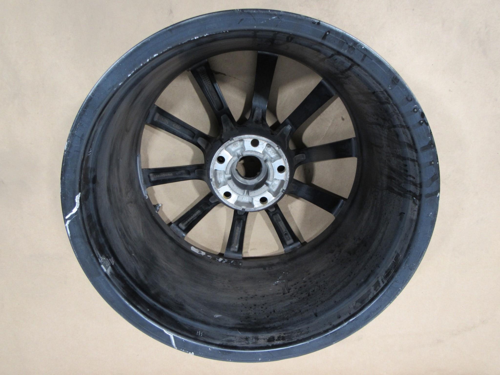 Aston Martin 2014 Rear Wheel Rim R20 11.5J x 20 Size 20 Inch 14 ;
