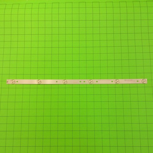 Toshiba 49L310U TV Television LED Backlight Strip Part A-CNK49D656 - Picture 3 of 11