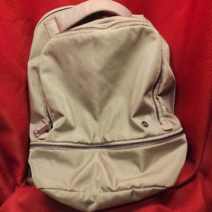 lululemon reflective backpack