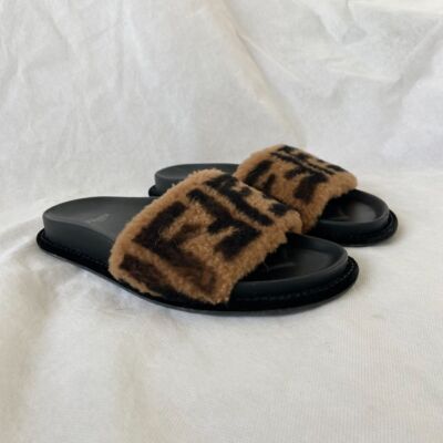 Fendi FF Fur brown & black slides, size 36 | eBay