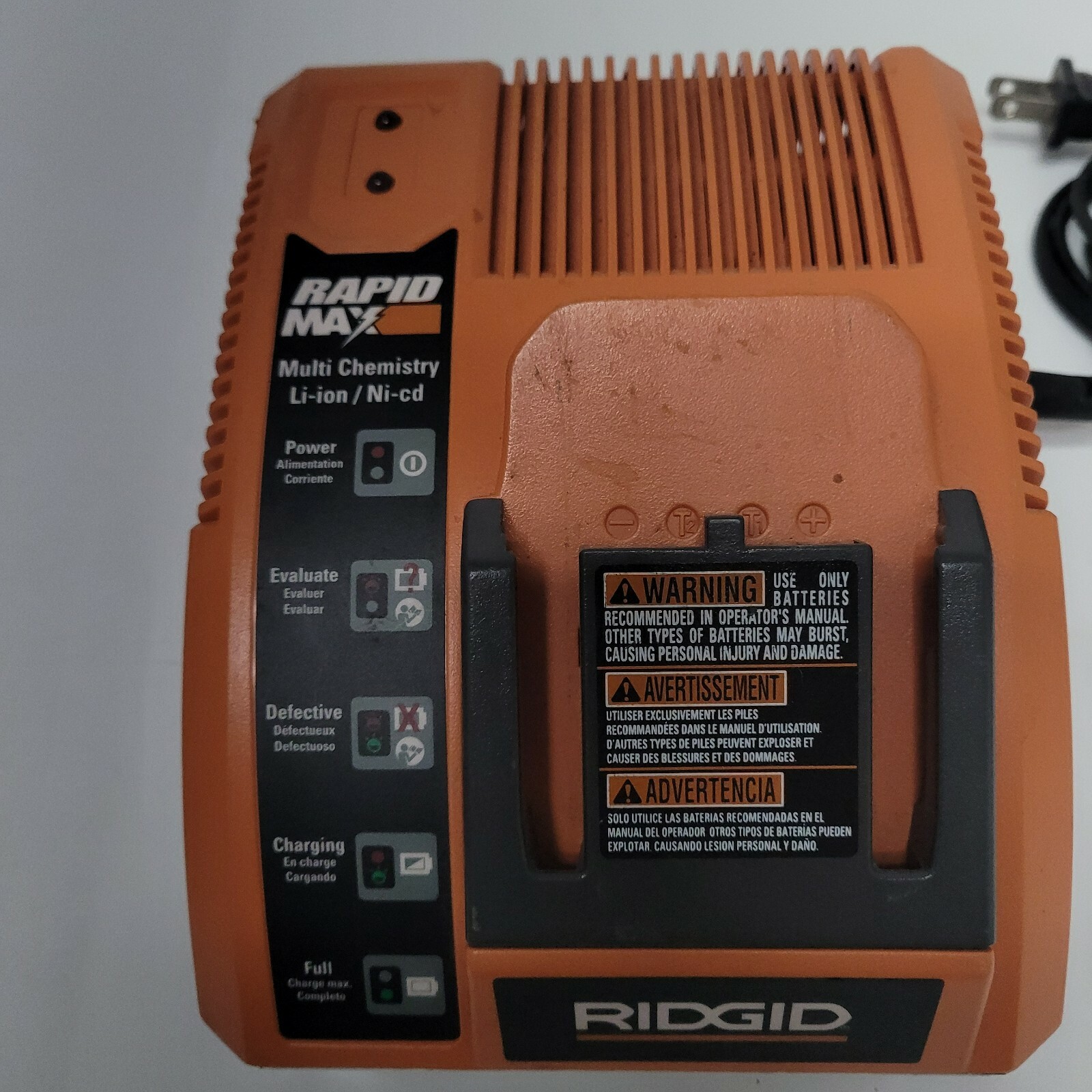 Max Battery Charger Battery 130252001 