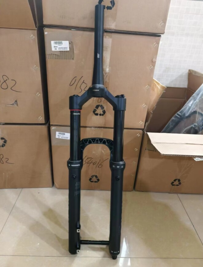 ROCKSHOX MTB Front Fork Lyrik Select Recon Silver RL Revelation RC