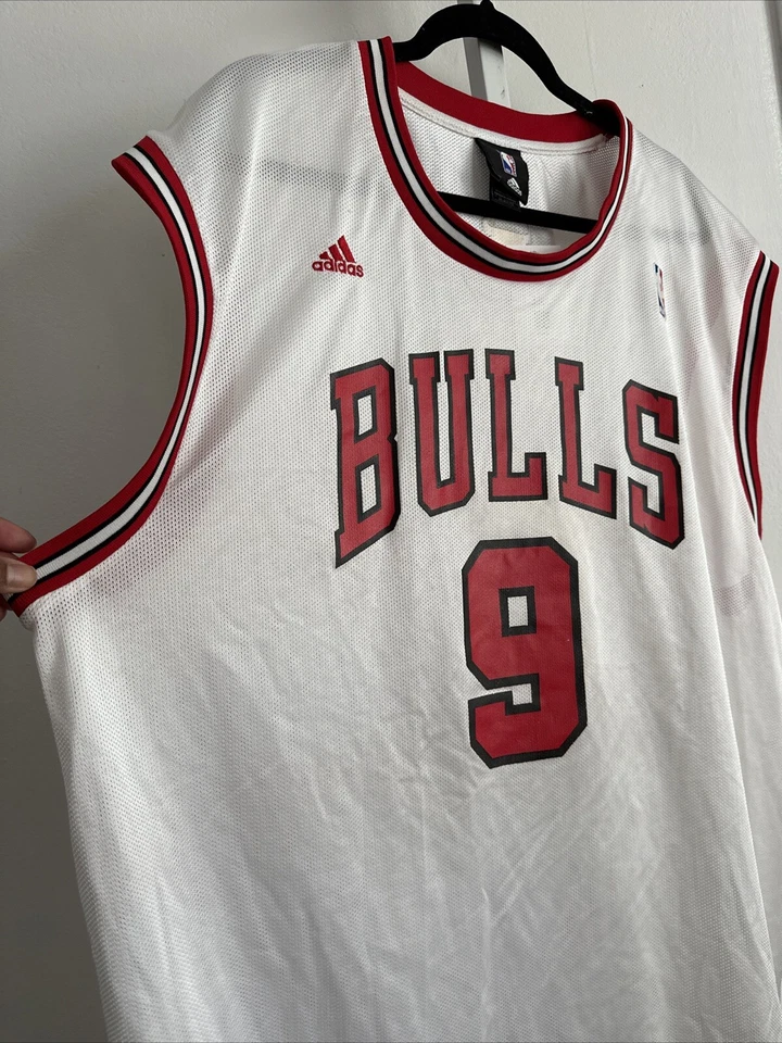Vtg Adidas Chicago Bulls “9” Luol Deng Mesh Jersey Size XXL - Image 2 of 4