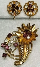 VINTAGE CRC (Reis) 12KGF AMETHYST/CLEAR RHINESTONE FLOWER BROOCH & EARRINGS SET!