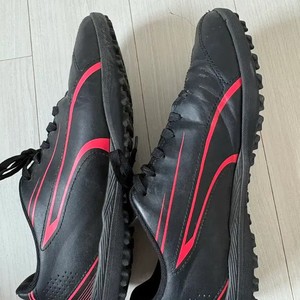 Puma Futsal Shoes 260 - Excellent Condition