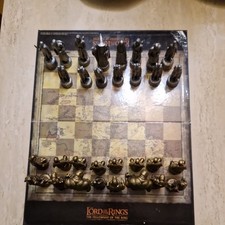 The Lord of the Rings the Fellowship of the Ring Pewter Bronze Chess Set 2002