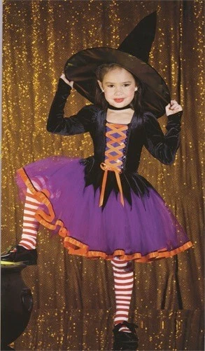 Wicked witch deals costume
