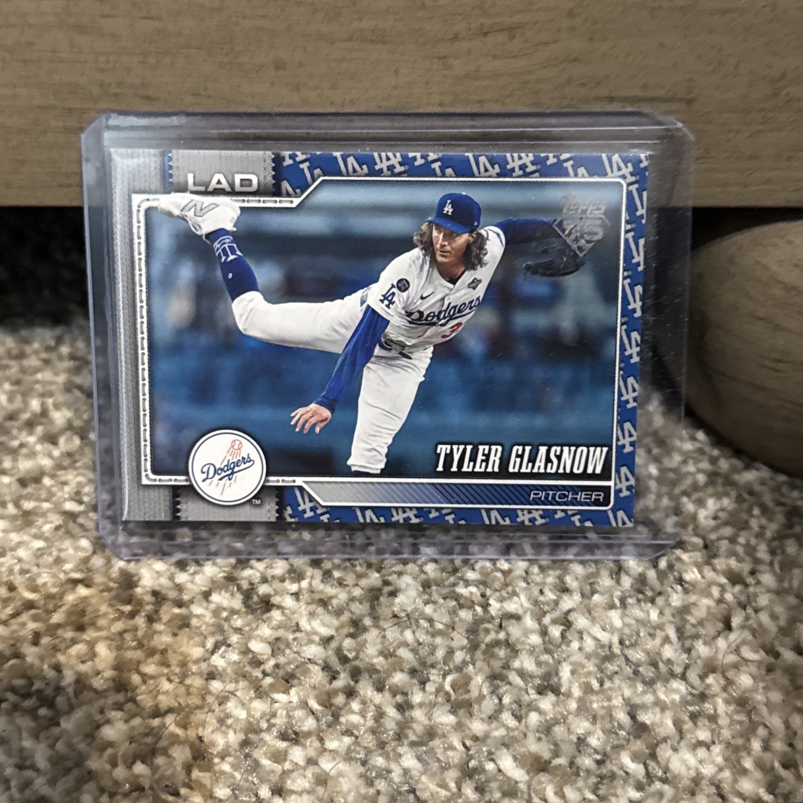 2026 Topps Series 2 Tyler Glasnow  Team Border SSP  #629 Los Angeles Dodgers
