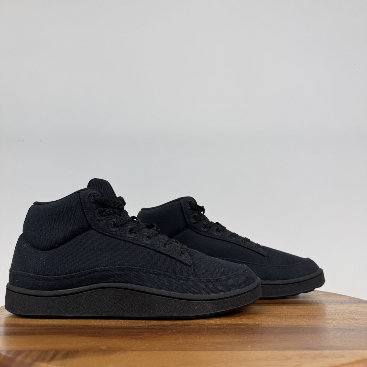 Womens Allbirds Canvas Pacer Mid Black Casual Comfort  display picture 3