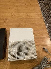 gaming console bundle lot (Untested)