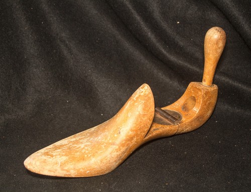 Unique Antique Wooden Shoe Stretcher - Picture 3 of 7