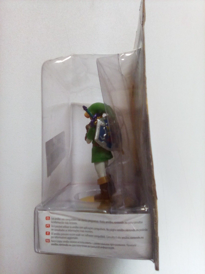 Link Amiibo Legend of Zelda Ocarina of Time Nintendo Damaged