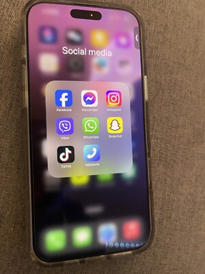 IPHONE 16 PRO MAX 256GB (UNLOCKED) WITH TIKTOK ! Desert titanium