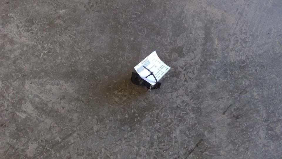 Medidor de flujo de aire de inyección de combustible usado se adapta a: Ford Taurus 2013 6,2 grado A Foto 2 de 4