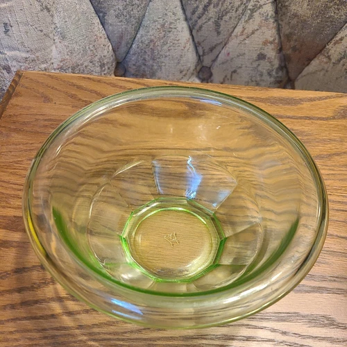 Vintage Anchor Hocking Green  Bowl 6.5" Diameter