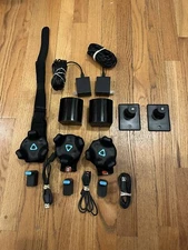 🔥3 HTC Vive Tracker 2.0 +straps+2 2.0 base stations Vrchat full body tracking🔥