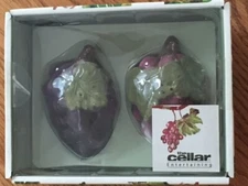 The Cellar Exclusively for Macy's Grapes Stoneware Salt and Pepper Shakers. NEW