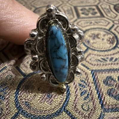 EMMONS Turquoise Blue Oval Large Flower Vintage Ring Silver Metal Accessory