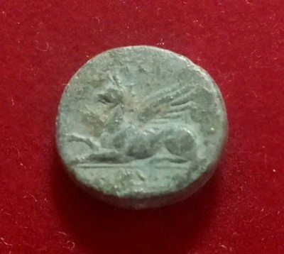Troas, Assos 4th-3rdc BC.  Æ Athena Griffin