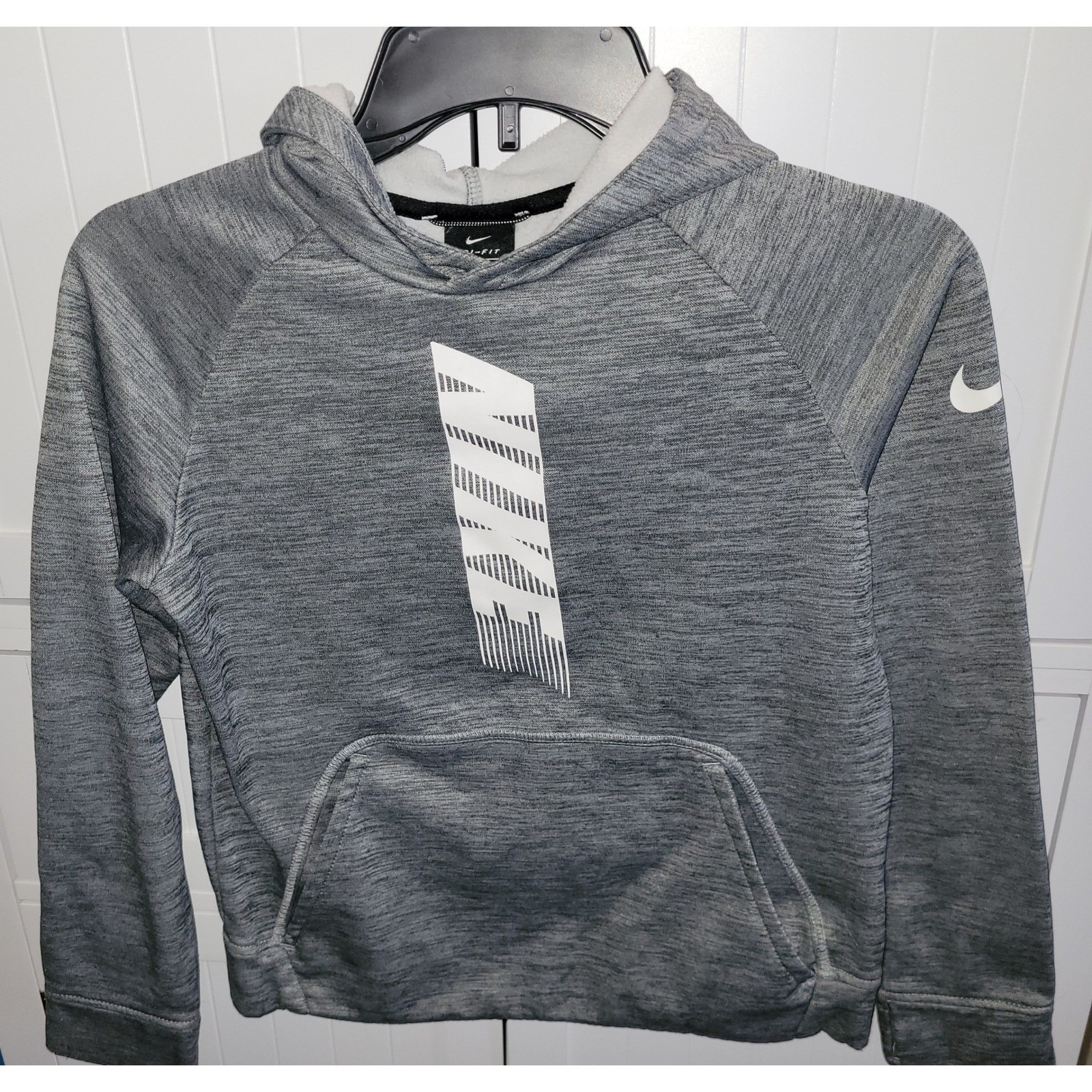Nike Dri-FIT Standard Fit Gray Heathered Hoodie Youth Large
