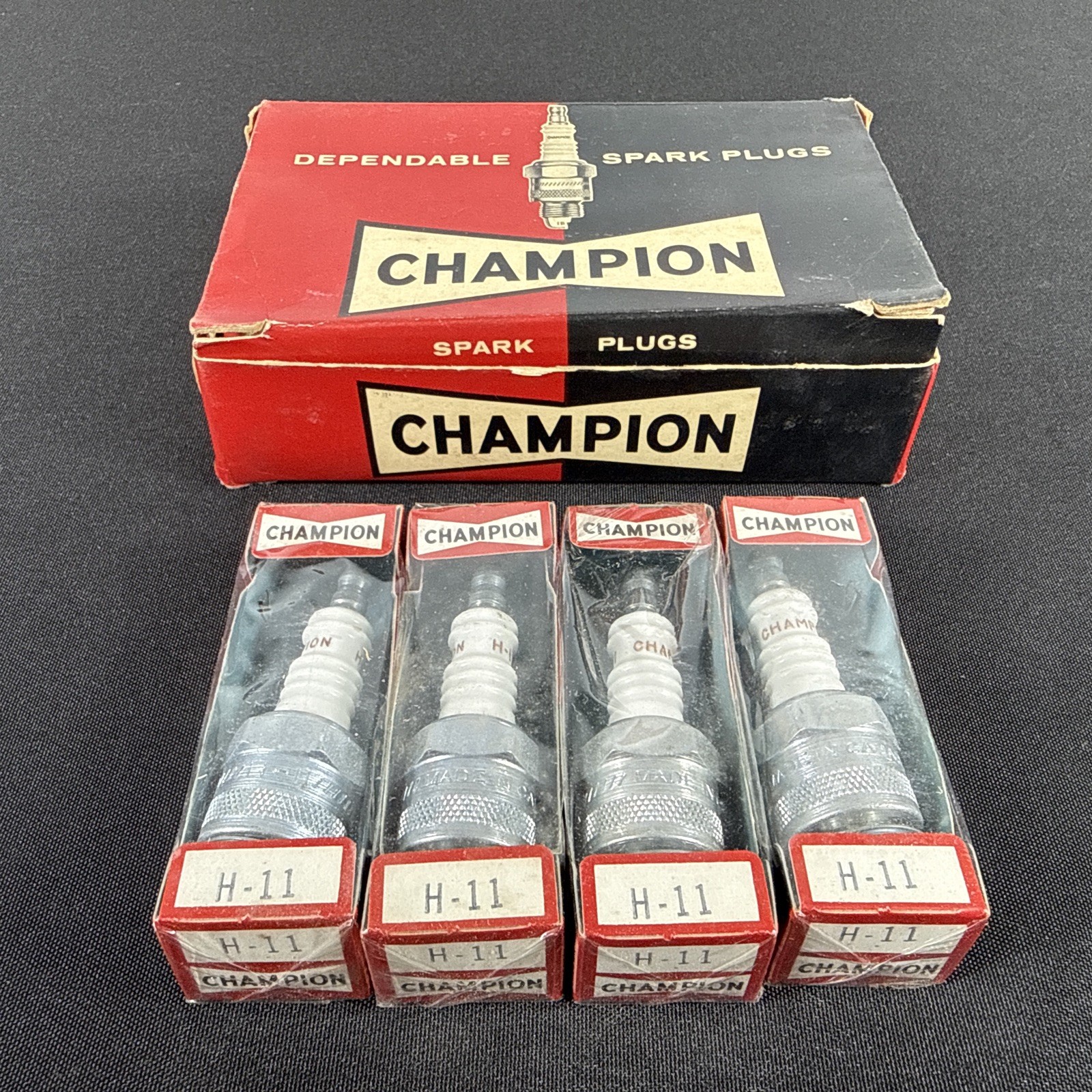 Champion H-11 Spark Plugs Set Of 4 NOS Vintage