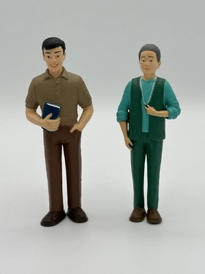Dollhouse Asian Man & Woman Dad Grandma 5  Figures Family PVC Miniland Toys