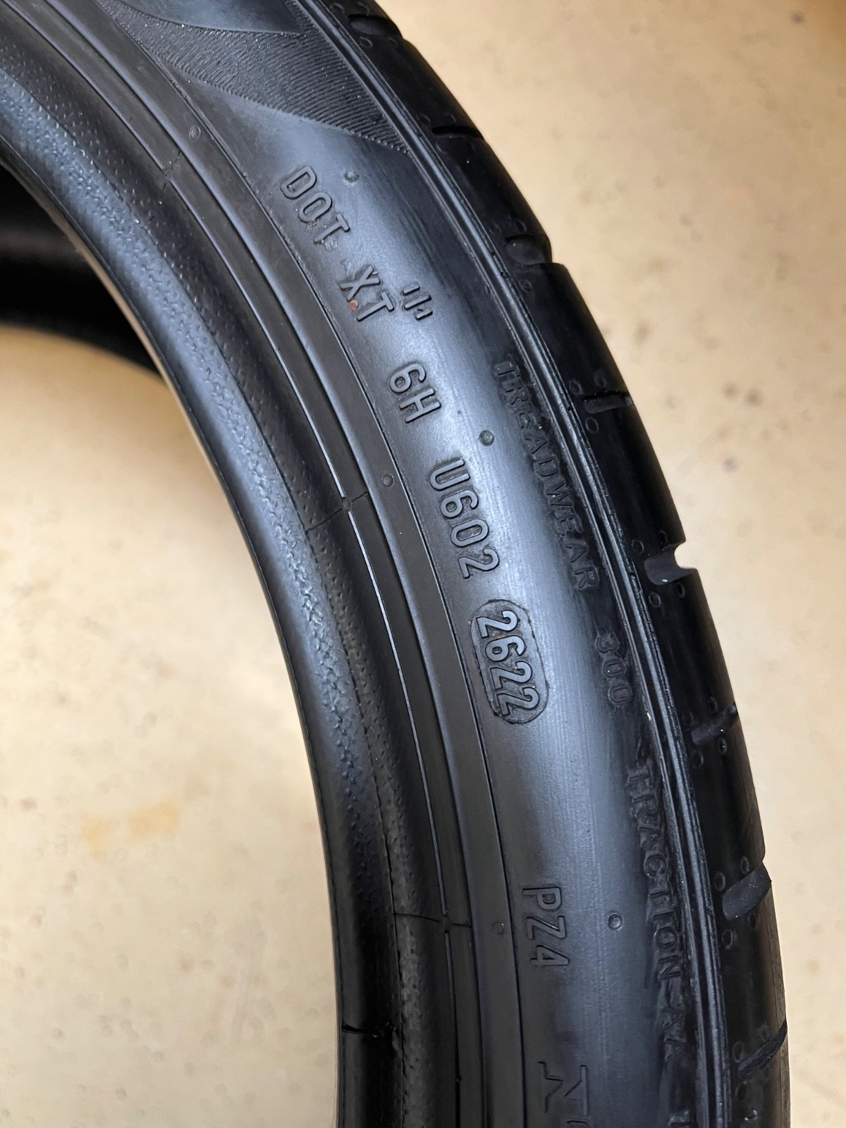1 - NO REPAIRS 305/30ZR20 XL (103Y) Pirelli P Zero PZ4 (L) Lamborghini - 2039