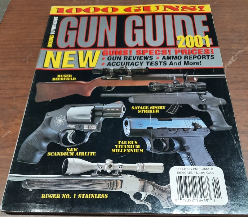 Vintage 2001 Gun Guide, 160 Pages
