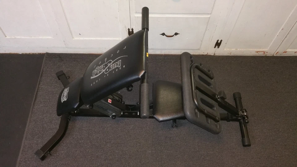 Body By Jake Bollo y Muslo Balancín con Bandas de Resistencia Foto 2 de 4