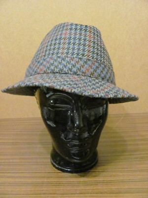 Hut Herren von Derby Club  Gr. 57  grau /blau/rot  