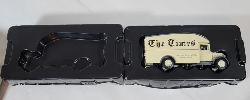 Matchbox "Power of Press" Morris van 1931 "London Times" - Image 4 of 4