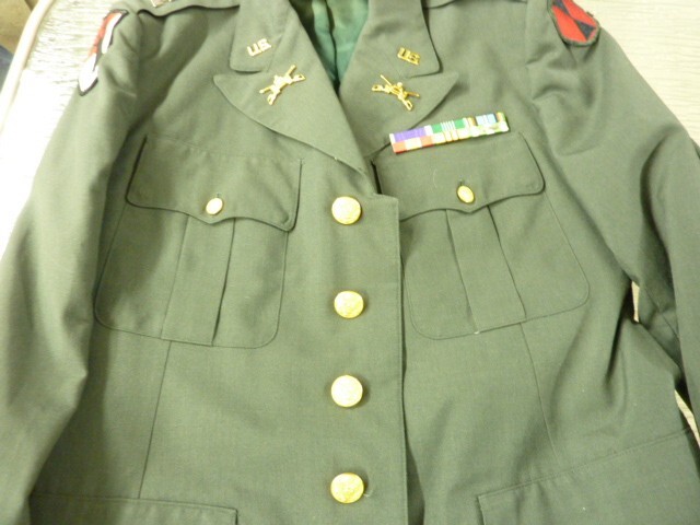 Picture 3 of 10