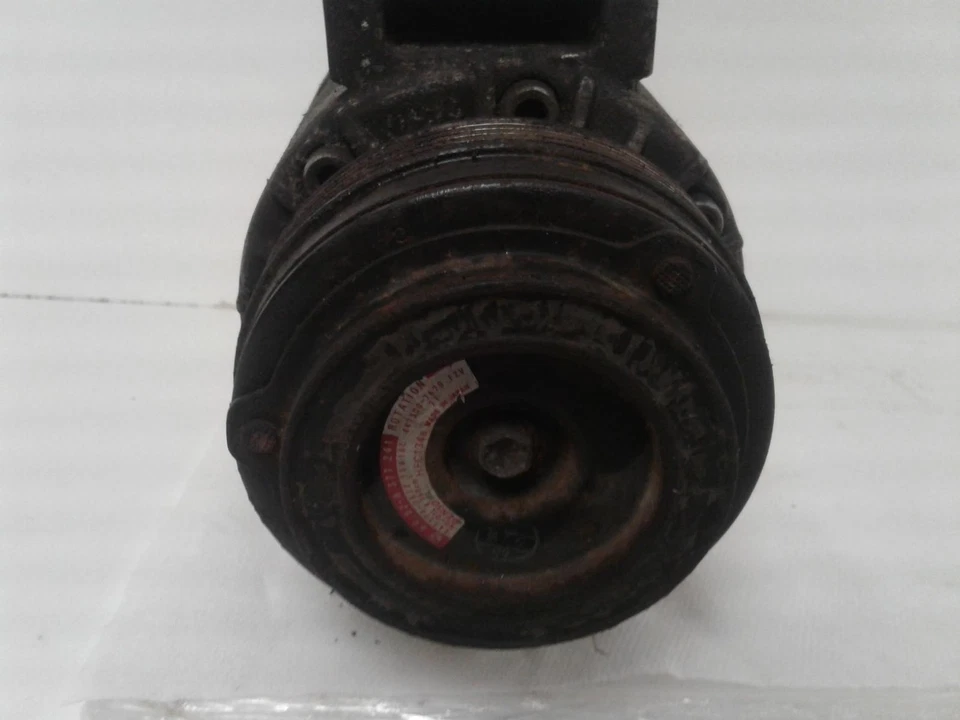 Compresor de aire acondicionado usado se adapta a: BMW 323i Sdn E46 1999 grado A Foto 3 de 4