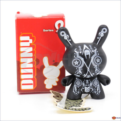 Kidrobot Dunny 2005 series 2 Untitled by Kenzo Minami 3-inch vinyl