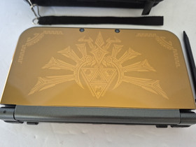 Nintendo 3DS XL Zelda Hyrule Edition Handheld Console System Works Case & Stylus
