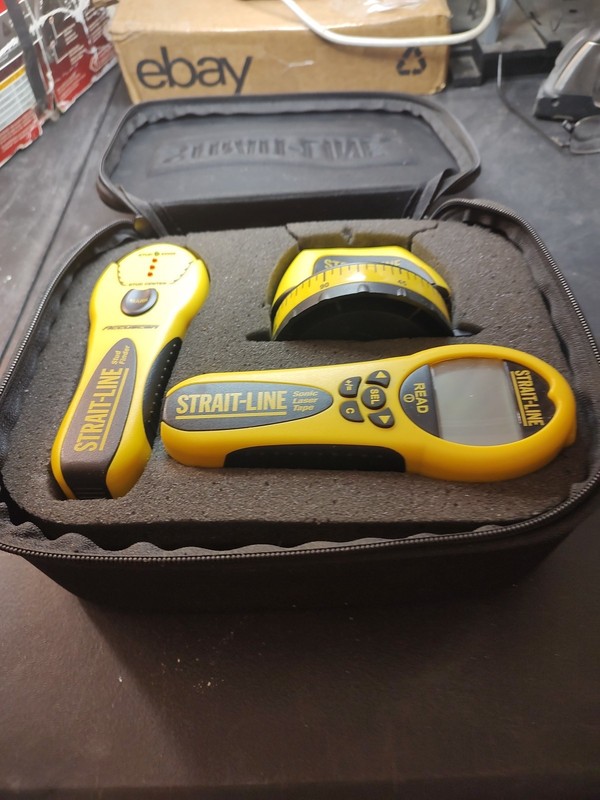 STRAIT-LINE LASER LEVEL KIT (P11014875)