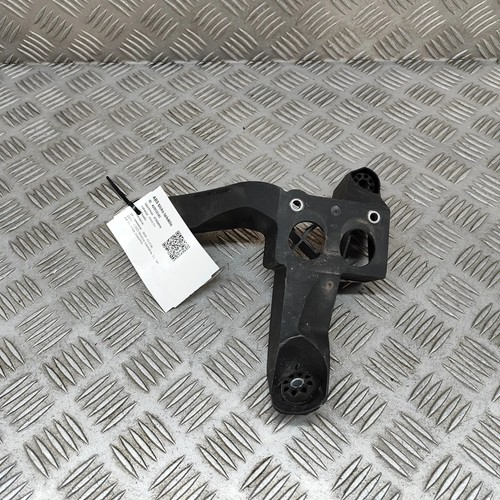 BMW X2 F39 ABS-Pumpenhalter 6851604 2.0P 141kW 2020 29039345