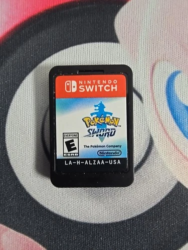 Pokemon Sword (Nintendo Switch) - AUTHENTIC CARTRIDGE - TESTED & WORKS