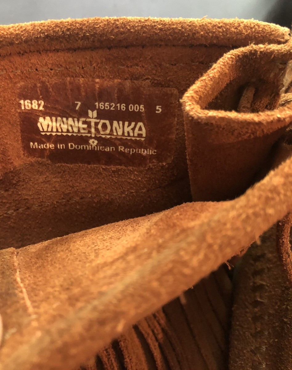 に Minnetonka Moccasin Boots 7 Layered Fringe Flats Suede Festival