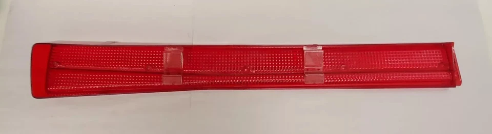 Dodge Monaco 1968 lente de luz trasera izquierda del lado del conductor 2809139 nuevo de stock Foto 4 de 4