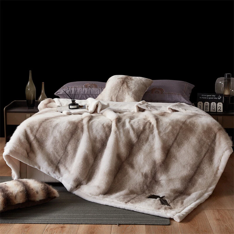 2 Layers Imitation Fur Blanket Wedding Blanket Thermal Blanket Thicken 5.6kg - Image 3 of 4