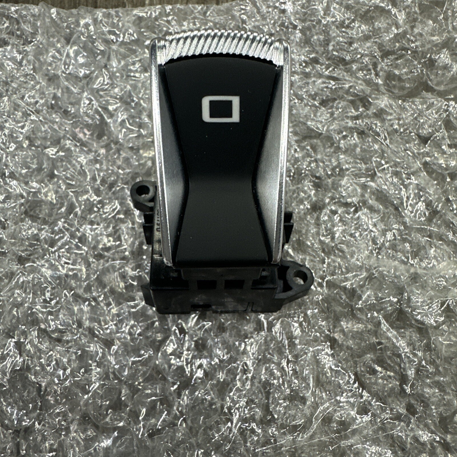 Mclaren Center Console Drive Push Button 14MA378CP BRAND NEW IN FACTORY BOX