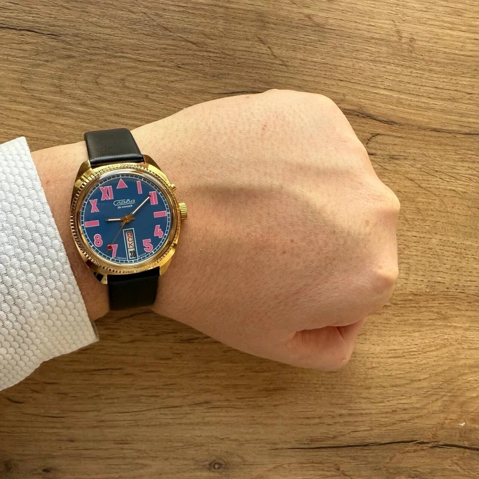 NUEVO Reloj Muy Raro Slava California Rosa 2428 Slava Sandía Hecho en URSS Foto 2 de 4