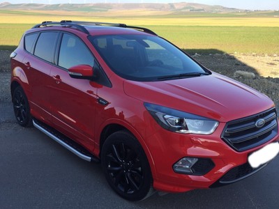 Pedane Sottoporta Barre Laterali in Alluminio FORD KUGA 2013