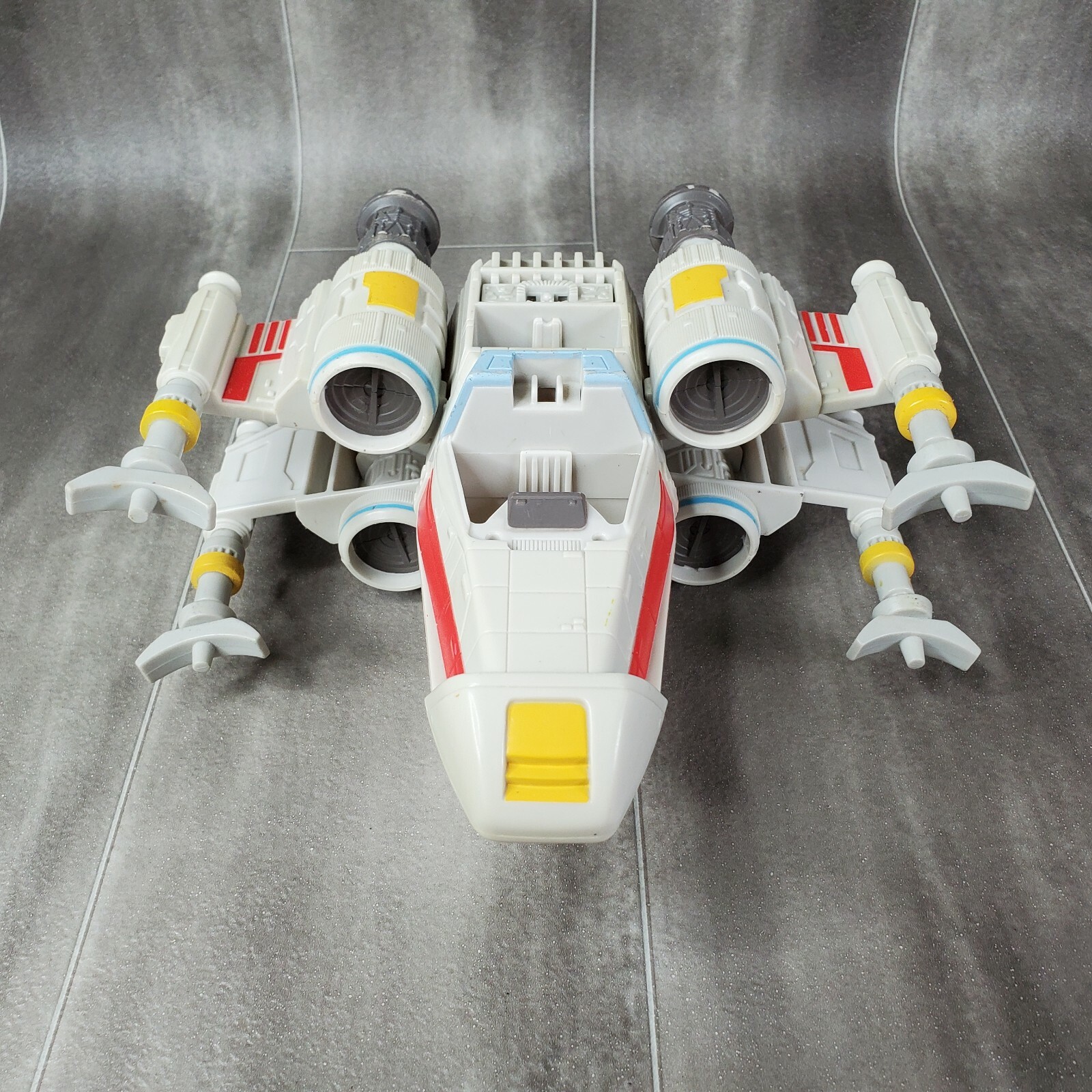 X-Wing Fighter Hasbro LFL  9" Star Wars  2011 Toy