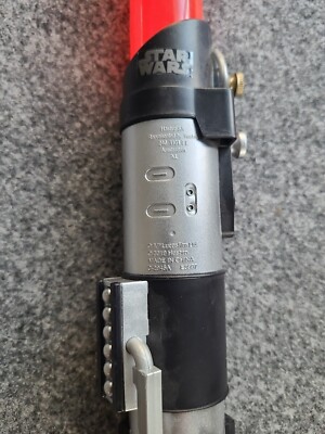 STAR WARS Ultimate FX Darth Vader Red Lightsaber - 2010 - Hasbro C