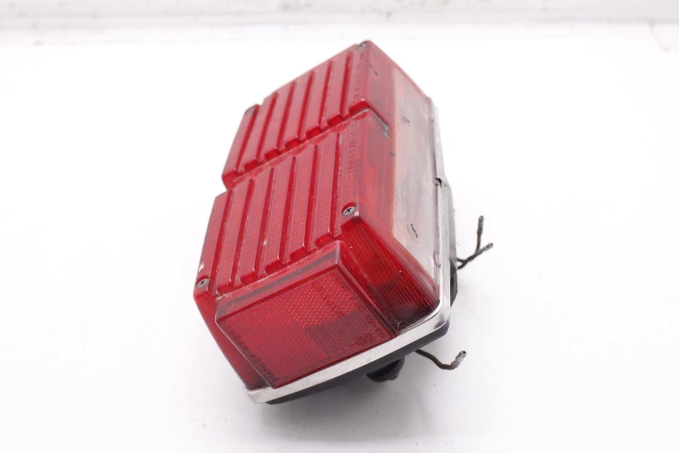 82 HONDA GOLDWING 1100 GL1100 OEM LUZ TRASERA LUZ FRENO TRASERO R1.BX19 Foto 3 de 4