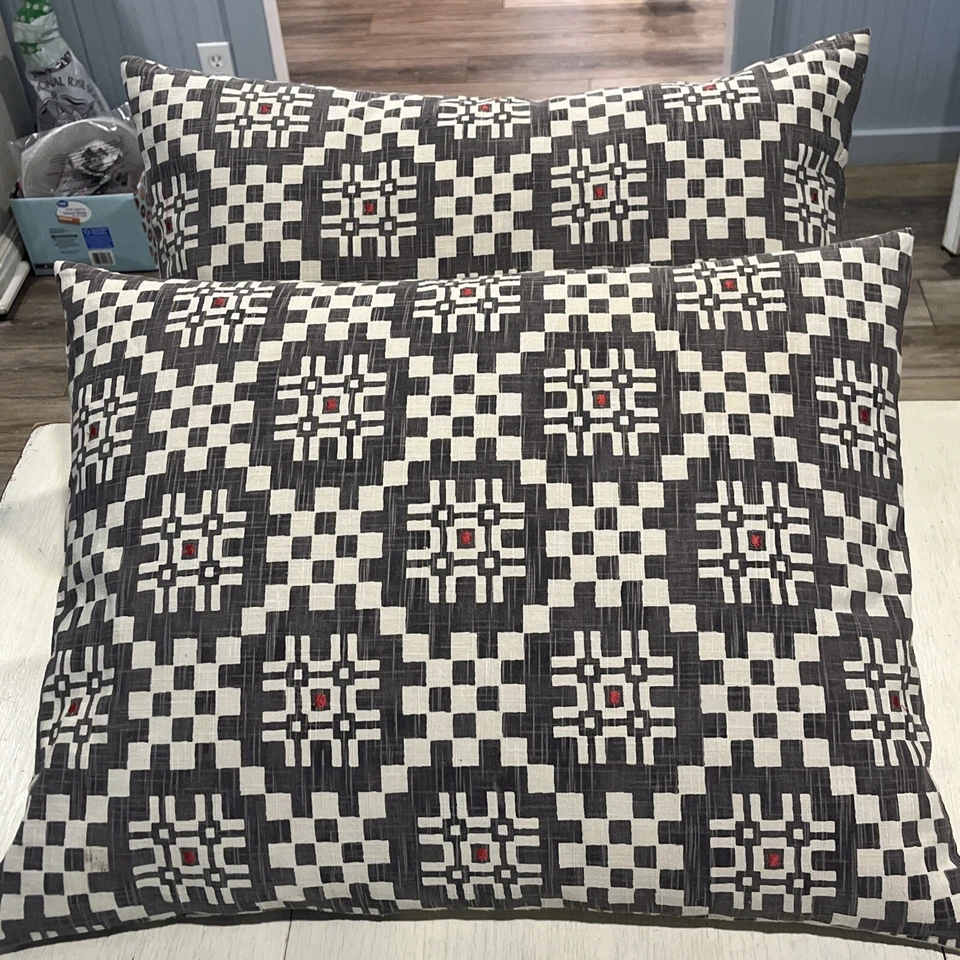 Designer William Yeoward Pillows￼ Pillow Covers Set Of 2 ￼Geometric Check - Image 4 of 4